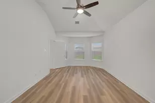 5807 Blazing Lgt Ln, Fulshear, TX 77441 - Photo 17