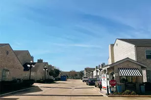 338 Wilcrest Dr, Houston, TX 77042 - Photo 21