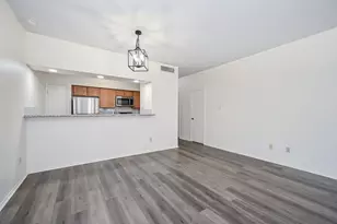 338 Wilcrest Dr, Houston, TX 77042 - Photo 5