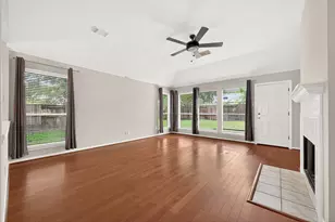 9718 Trailing Moss Ct, Houston, TX 77064 - Photo 7