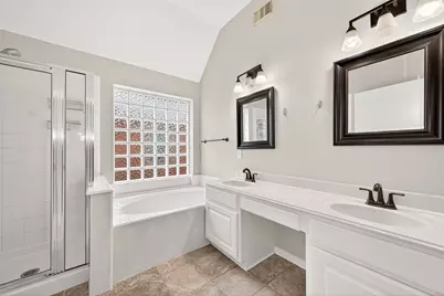 9718 Trailing Moss Court, Houston, TX 77064 - Photo 11