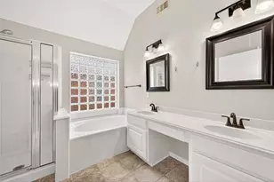 9718 Trailing Moss Ct, Houston, TX 77064 - Photo 11
