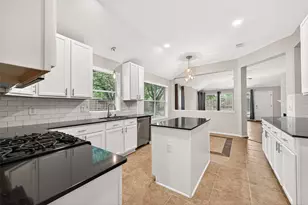 9718 Trailing Moss Ct, Houston, TX 77064 - Photo 5