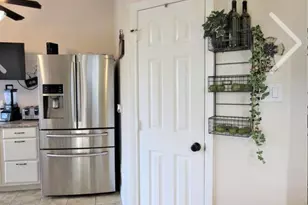 2512 Avenue E, Bay City, TX 77414 - Photo 11