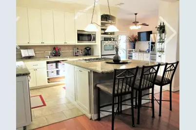 2512 Ave E, Bay City, TX 77414 - Photo 9