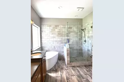 814 Sunset Trail, Angleton, TX 77515 - Photo 9