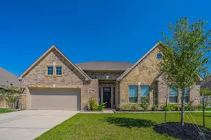 11903 Oakwood Dr, Mont Belvieu, TX 77535 - Photo 1