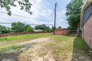 606 Scenic Dr, Baytown, TX 77521 - Photo 41