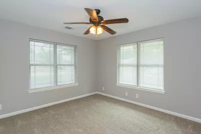 606 Scenic Drive, Baytown, TX 77521 - Photo 9