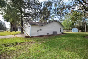 320 Bridgeview Dr, Onalaska, TX 77360 - Photo 31