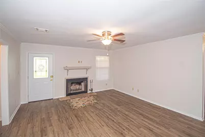 320 Bridgeview Drive, Onalaska, TX 77360 - Photo 9