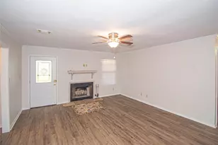 320 Bridgeview Dr, Onalaska, TX 77360 - Photo 9