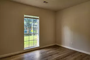 8531 Hiawatha Dr, Houston, TX 77036 - Photo 11