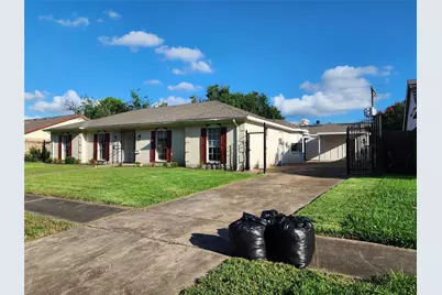 8531 Hiawatha Drive, Houston, TX 77036 - Photo 3