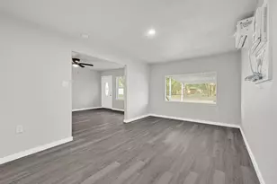 10609 Murr Way, Houston, TX 77048 - Photo 7