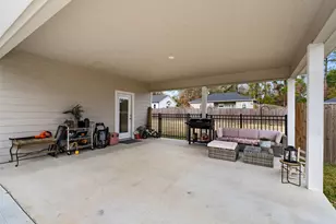 413 E Spruce St, Huntington, TX 75949 - Photo 33