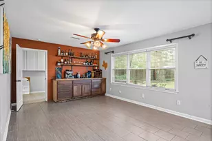 5606 Warm Springs Rd, Houston, TX 77035 - Photo 13