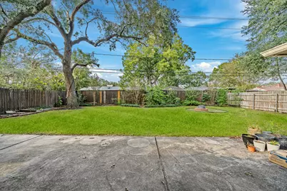 5606 Warm Springs Road, Houston, TX 77035 - Photo 37