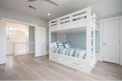 2425 Audubon Avenue, Gilchrist, TX 77617 - Photo 35