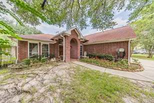 2618 Eaglenest Ln, Humble, TX 77396 - Photo 7