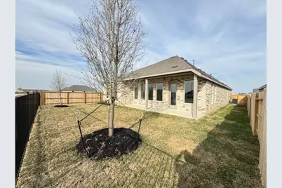 1302 W Shepard Drive, Dayton, TX 77535 - Photo 7