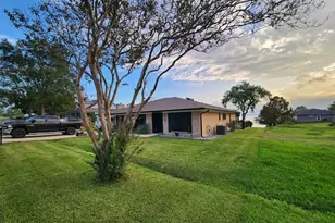 292 Echo Ln, Livingston, TX 77351 - Photo 3