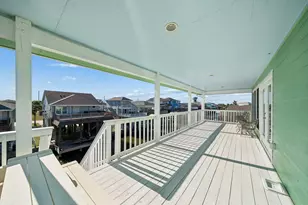 22105 Zapata Dr, Galveston, TX 77554 - Photo 35