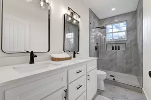 2412 Lucas St, Houston, TX 77026 - Photo 15