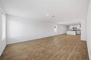 12922 Ami and Tami Pl, Houston, TX 77048 - Photo 15