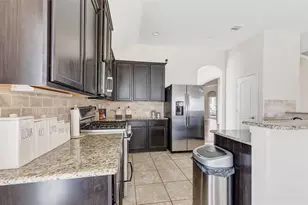 9518 Wincrest Dr, Baytown, TX 77523 - Photo 17