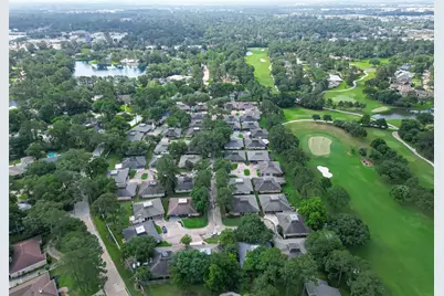 20 Champions Colony E, Houston, TX 77069 - Photo 5