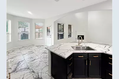 4 Logan Creek Lane, Conroe, TX 77304 - Photo 9