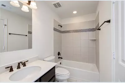 6621 N Main Street, Houston, TX 77009 - Photo 23