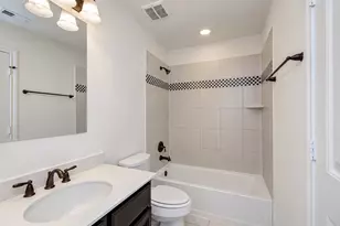 6621 N Main St, Houston, TX 77009 - Photo 23