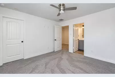 6621 N Main Street, Houston, TX 77009 - Photo 21