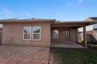 1038 Cash St, Alvin, TX 77511 - Photo 5