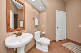 2203 Dorrington St, Houston, TX 77030 - Photo 15