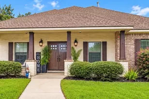6319 Nowlin Dr, Baytown, TX 77521 - Photo 3