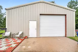 6319 Nowlin Dr, Baytown, TX 77521 - Photo 47