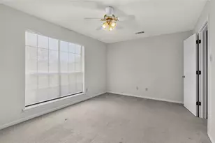 2011 Wickersham Dr, Huntsville, TX 77340 - Photo 13