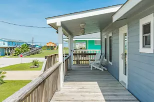 207 Galleon, Freeport, TX 77541 - Photo 17