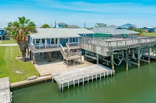 207 Galleon, Freeport, TX 77541 - Photo 1
