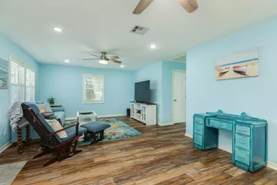 207 Galleon, Freeport, TX 77541 - Photo 29