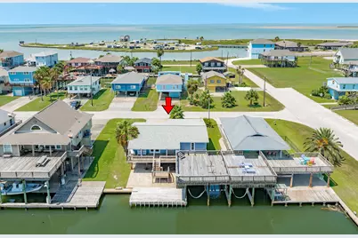 207 Galleon, Freeport, TX 77541 - Photo 5