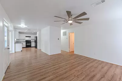 34 E Trillium Circle, The Woodlands, TX 77381 - Photo 17