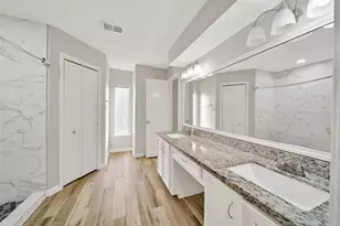 14719 Cedar Point Dr, Houston, TX 77070 - Photo 17