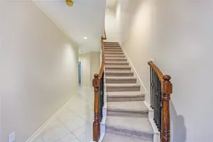 11207 Tramonto Dr, Houston, TX 77042 - Photo 9