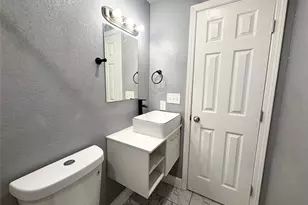 405 N Erskine St, Angleton, TX 77515 - Photo 7