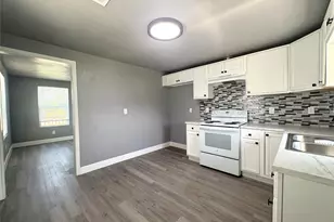 405 N Erskine St, Angleton, TX 77515 - Photo 5