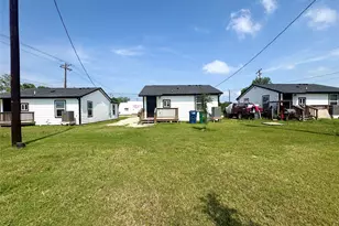 405 N Erskine St, Angleton, TX 77515 - Photo 13